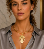 Monstera-Omega Necklace