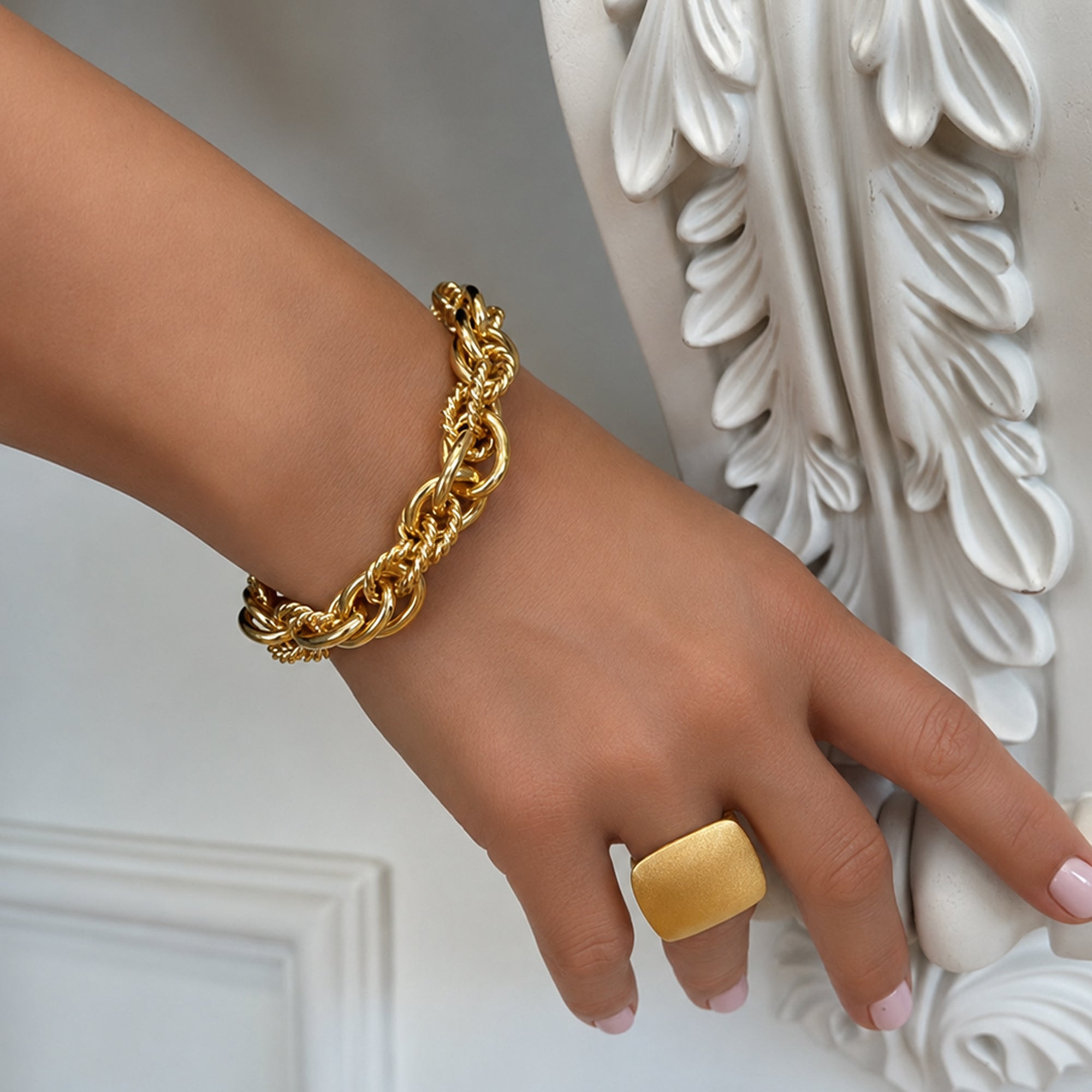 Rivoli Bracelet